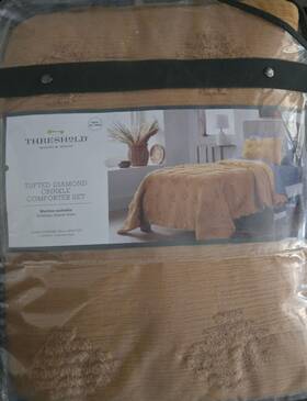 83889470 Threshold Twin/twin Xl Diamond Comforter And Sham Set Dark Gold - Sl New
