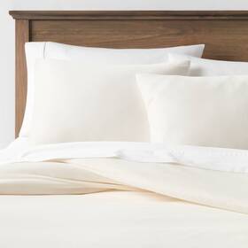 85260528 Threshold Full/queen Lustrous Velvet Duvet Cover And Sham Set Cream -