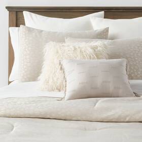 86714848 Threshold 8pc King Luxe Jacquard Snow Leopard Comforter Set Beige -