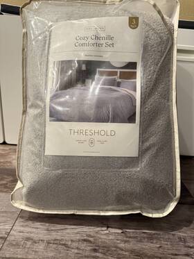 87605680 Threshold 3pc Traditional Cozy Chenille Comforter And Sham Set Gray - Full/queen