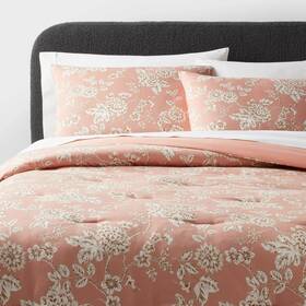 89209744 Threshold Full/queen Traditional Floral Print Comforter And Sham Set Light Pink