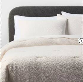 94181161 Threshold Queen Boucle Comforter Set Ivory -