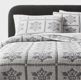 94181183 Threshold Holiday Snowflake Matelass Quilt Set Full/queen Gray New Christmas