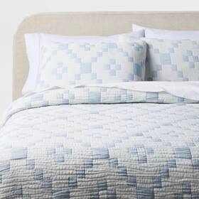 94684002 Threshold King 3pc Matelass Quilt Set Patchwork Blue With Shams