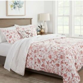 Threshold Family Friendly Reversible Comforter Set Floral Coral Full Queen New