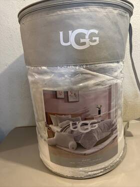 Ugg Australia 008889188642 Avery Twin Xl Comforter Set 68 Inch X 86 1 Sham-26 20 Color Is Seal Nibag