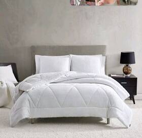 Ugg Australia 008889579594 King Comforter Set. Snow 3 Pieces Set New In Bag
