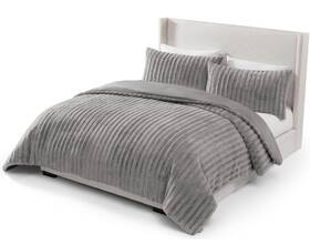 13082 Ugg Australia Kenzie Comforter Set With 2 Pillow Shams Plush Faux Fur King/cal King Seal