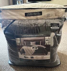 27387 Ugg Australia Brody Reversible 5-pc. King Comforter Set Charcoal / Ivory New Without Tag