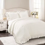 Lush Decor Reyna 3-PIECE Comforter Set Full/queen Size Darla White. Fixed Price $139.99.