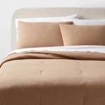 3PC Full/queen Jersey Comforter And Sham Set Light Brown - Threshold. Fixed Price $49.98.