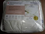 Twin Ducks Inc Florence White Goose Down Comforter QUEEN-88X90" Lightweight $300. Fixed Price $185.00.