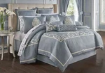 J Queen New York Aurora Comforter Set King. Bonus! Very Nice!. Fixed Price $180.00.