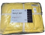 Kasentex Yellow King Sized Quilt Set W/2 Pillow Shams New. Fixed Price $30.00.