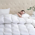 Yalamila California King Comforter 104" X 96" Feather Down Fiber Fill Oeko-t. Fixed Price $60.98.
