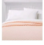 Full/queen Jersey Quilt Blush Peach - Room Essentials. Fixed Price $25.50.