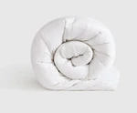 Nwot Quince Twin White Premium Duck Down Comforter All Season Made Canada. Fixed Price $109.99.