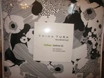 Trina Turk Sophisticated Floral Black White 3P Queen Comforter Shams Set $240. Fixed Price $101.96.