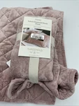 Threshold Standard/queen Set Of 2 Luxe Diamond Stitch Velvet Pillow Sham Mauve. Fixed Price $19.95.