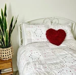 Vintage Shabby Chic Queen Size Quilt And Shams Set Floral Reversible Comforter. Fixed Price $70.00.