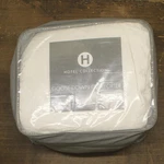 Hotel Collection European Goose Down Heavyweight Comforter HWGDKH09 White King. Fixed Price $169.00.