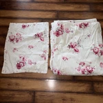 Simply Shabby Chic King Duvet And Sham Cottage Roses Floral. Fixed Price $149.99.