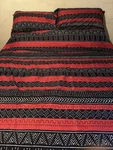 Decor Ur Space Ltd Duvet Cover Set King Size, 3 Pieces, Three Different Colors. Fixed Price $41.25.
