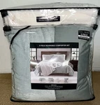Ugg Brody Full Queen 5 Piece Reversible Comforter Shams Throw Pillow Set- Green. Fixed Price $179.99.
