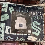 Foco Seattle Kraken Nhl Team Comforter Bedding 5 Piece Set Full Size Nip. Fixed Price $19.99.