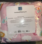 Girls Your Zone 5-PIECE Unicorn Bed Bag Twin Comforter Set, New. Fixed Price $32.99.