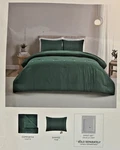 New Lacoste Solid Percale 3-PC Full / Queen Comforter Set Green. Fixed Price $120.00.