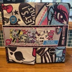 Monster High Twin Bedding Set (fitted Sheet & Pillow Case) 2013 Mattel New. Fixed Price $45.00.