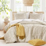 Spaces Comforter King Size Bed, Geometric Diamond Tufted Boho. Fixed Price $122.23.