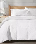 Charter Club Lattice Medallion Comforter Set King White Msrp $335. Fixed Price $89.00.
