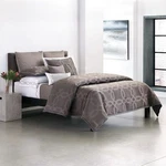 Simply Vera Wang City Shadow Comforter Set, 4-PIECES, Size Queen *new. Fixed Price $259.99.