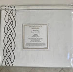 Grand Estate Messina 300 Count Cotton King Duvet Set Cover + 2 Shams. Fixed Price $68.00.