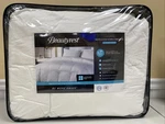 Beautyrest European White Goose Down Comforter King All Season Warmth Nip. Fixed Price $175.99.