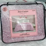 Juicy Couture Pink Leopard Cheetah Animal Print Faux Fur Queen Size Comforter. Fixed Price $148.71.