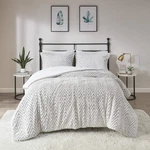 Madison Park Adelyn Ultra Soft Plush Faux Fur Chevron 3 Pieces Bedding Bedr, Kin. Fixed Price $108.99.