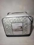 Threshold Queen Comforter Set 8 Pcs Leaves Print. Fixed Price $89.99.