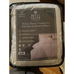 Hotel Grand 500 Thread Count Medium Warmth White Down Comforter - Twin. Fixed Price $115.00.