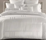 Hotel Collection Structure White 3 Piece Full / Queen Comforter New. Fixed Price $133.90.