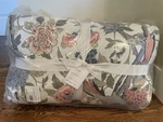 Pottery Barn Bloom Sateen Full/queen Comforter Ivory New. Fixed Price $165.00.