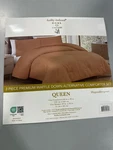 Kathy Ireland 3 Piece Premium Waffle Down Alternative Comforter Set Queen Brown. Fixed Price $172.70.