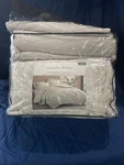 Jennifer Adams Reversible 5-PIECE Comforter Set Avery King Size 1796281. Fixed Price $120.00.