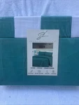 Supreme Living 6 Piece Sheet Set Queen. Fixed Price $18.00.