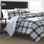 Eddie Bauer - Home Decor 100% Cotton Comforter & Sham Set. Fixed Price $139.99.