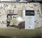 Madison Park Serene 7-PC. Comforter Set, King, Green, Nwt. Fixed Price $64.88.