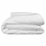 Nib Bluestone Ultra Soft All Season Down Alternative Comforter Full/queen FLA89. Fixed Price $17.54.