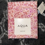 Bloomingdale Aqua 100% Egyptian King Bedding Set Nwt Pink Floral. Fixed Price $90.00.